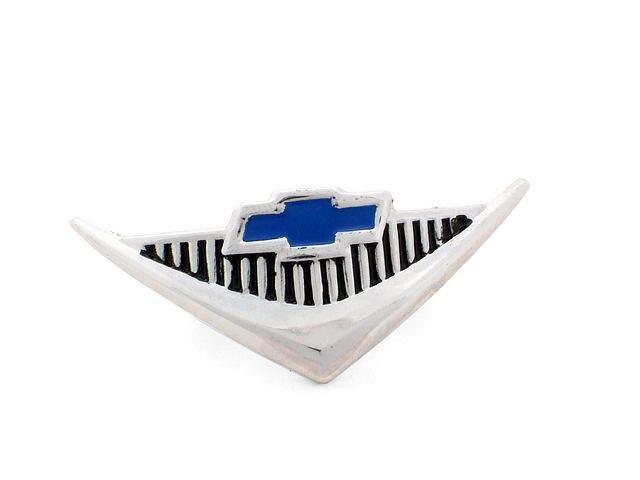 Product image (1955-1956 210 Horn Cap Emblem)