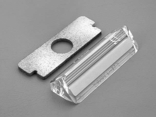 Product image (Lens 1957 License Lamp)